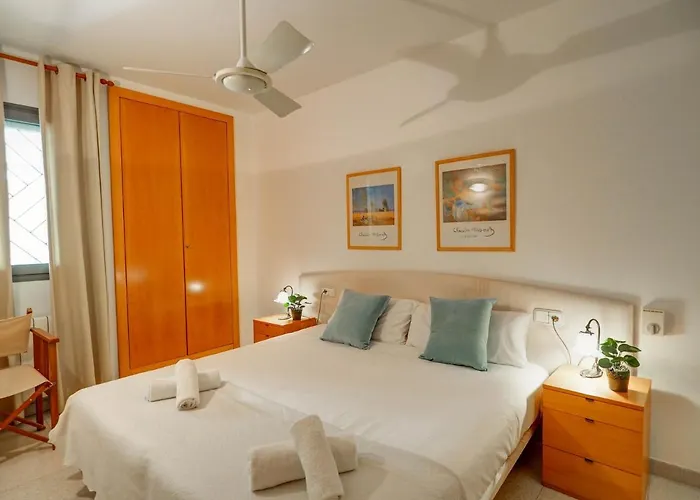 Burdeos By Hello Homes Sitges