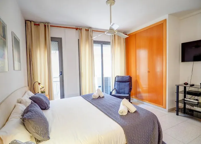 Apartman Burdeos By Hello Homes Sitges