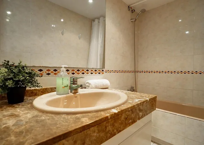 Apartman Burdeos By Hello Homes *