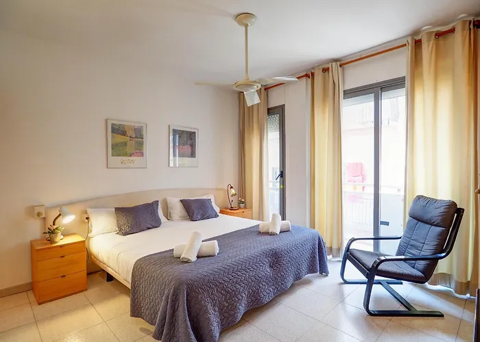 Burdeos By Hello Homes * Sitges